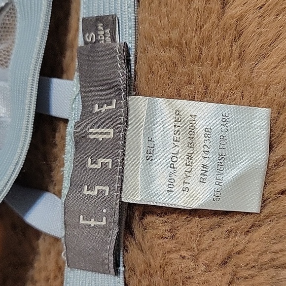 ESSUE Women's S Gray Sheer Floral Bralette - Picture 6 of 6